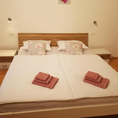 Appartement Mit Schwimmbad Buici (Istria)